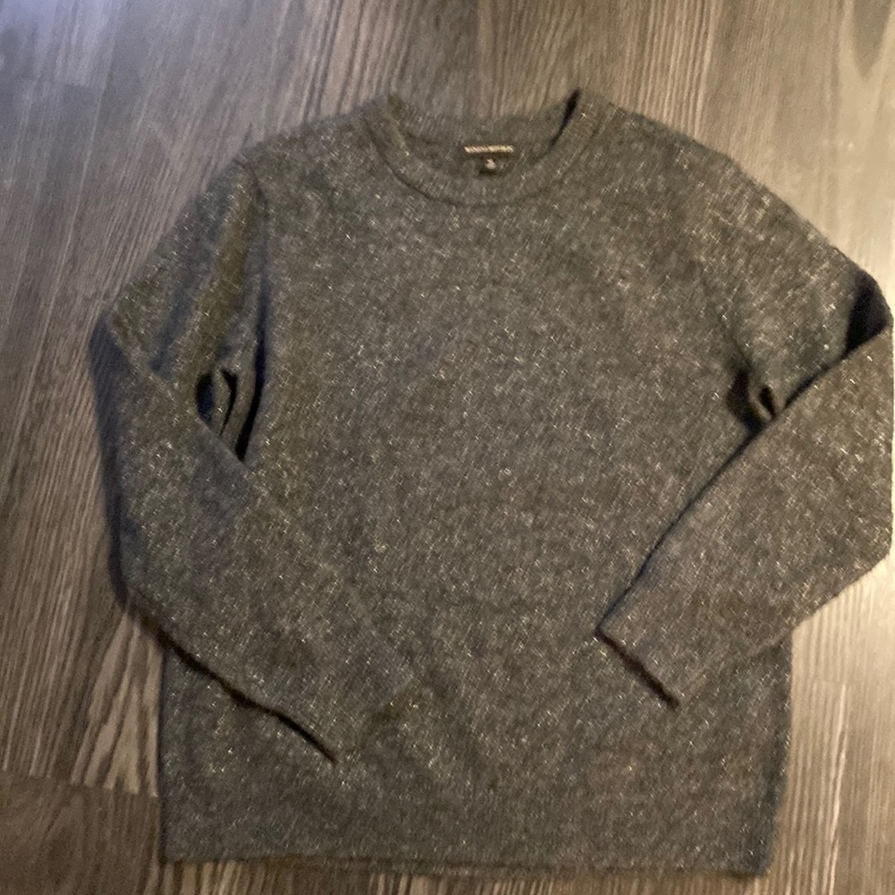 🍍BANANA REPUBLIC 🍍 SWEATER 🍍size medium 🍍A-2
